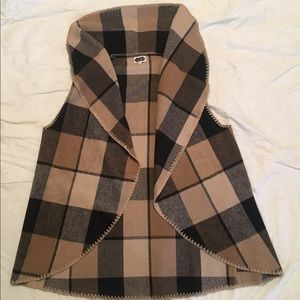 Mud Pie plaid vest. SOLD